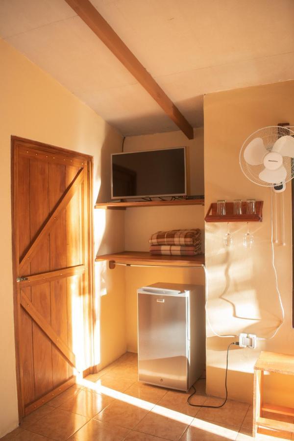 Slow Travel Lodge Upala 外观 照片