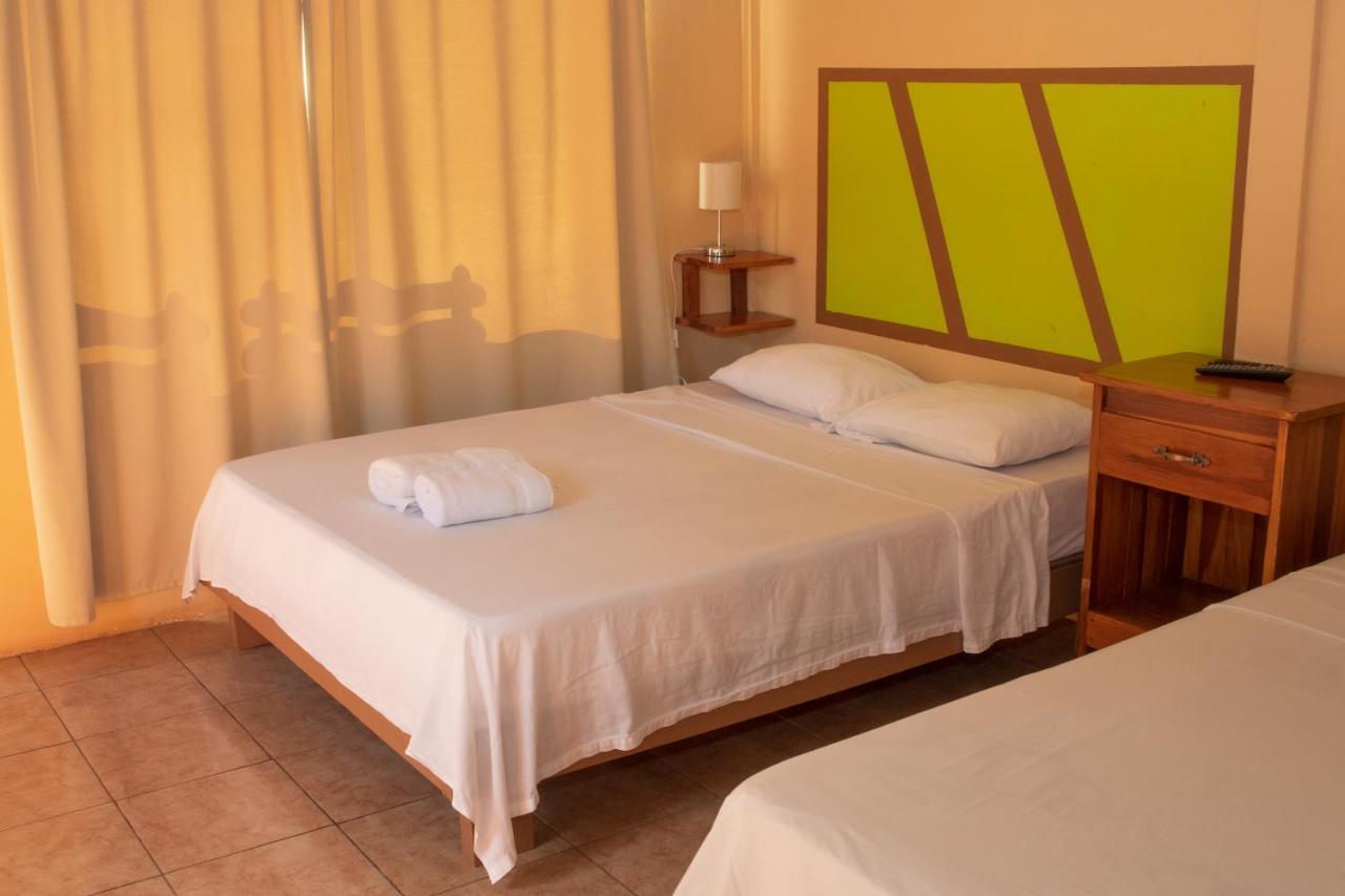 Slow Travel Lodge Upala 外观 照片